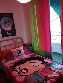 Chambre privée à Calle Sagrada Familia, , image 2 de 10