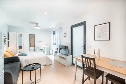 Logement entier à Carrer del Capità Baltasar Tristany, Pont nou, image 4 de 10