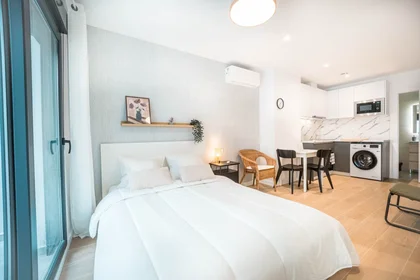 Entire apartment at Carrer del Capità Baltasar Tristany, Pont nou, image 6 of 10