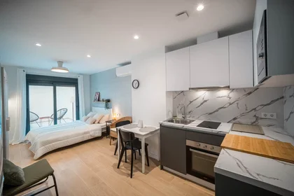 Entire apartment at Carrer del Capità Baltasar Tristany, Pont nou, image 9 of 10