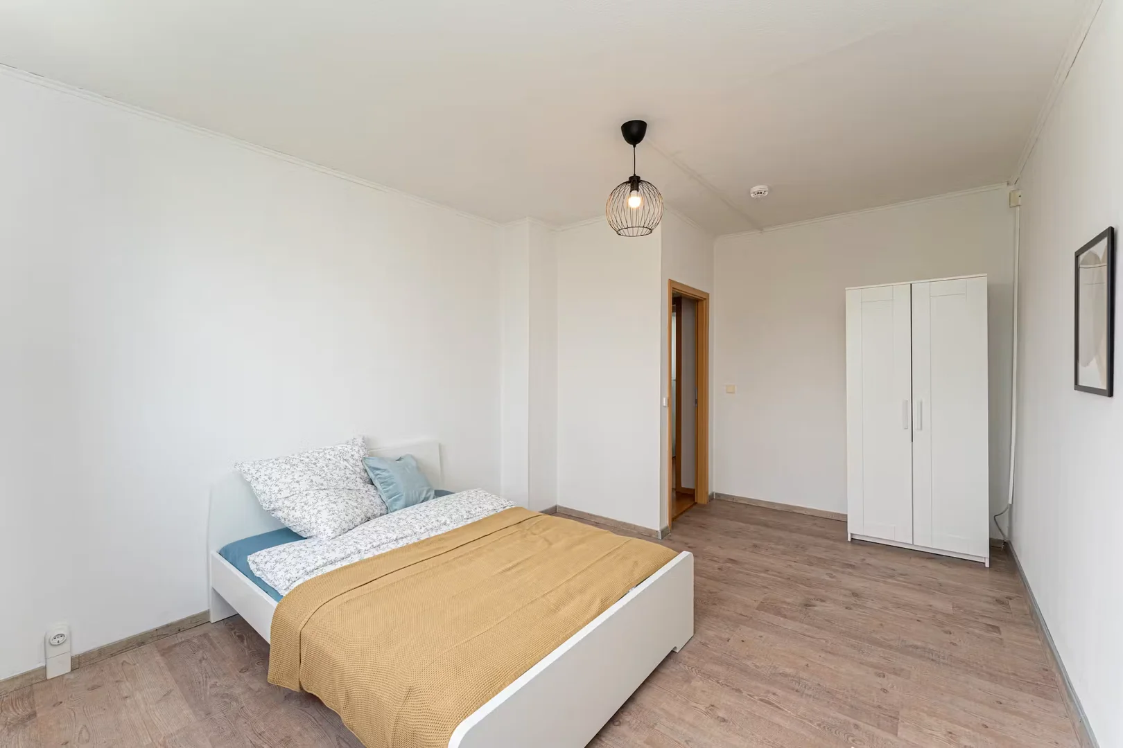 Budget-friendly student room close to campus in