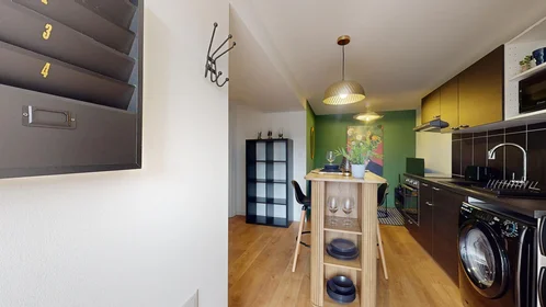 Privatzimmer in der 86 rue Claude Bernard, bild 1 von 10