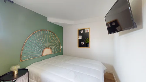 Privatzimmer in der 86 rue Claude Bernard, bild 10 von 16