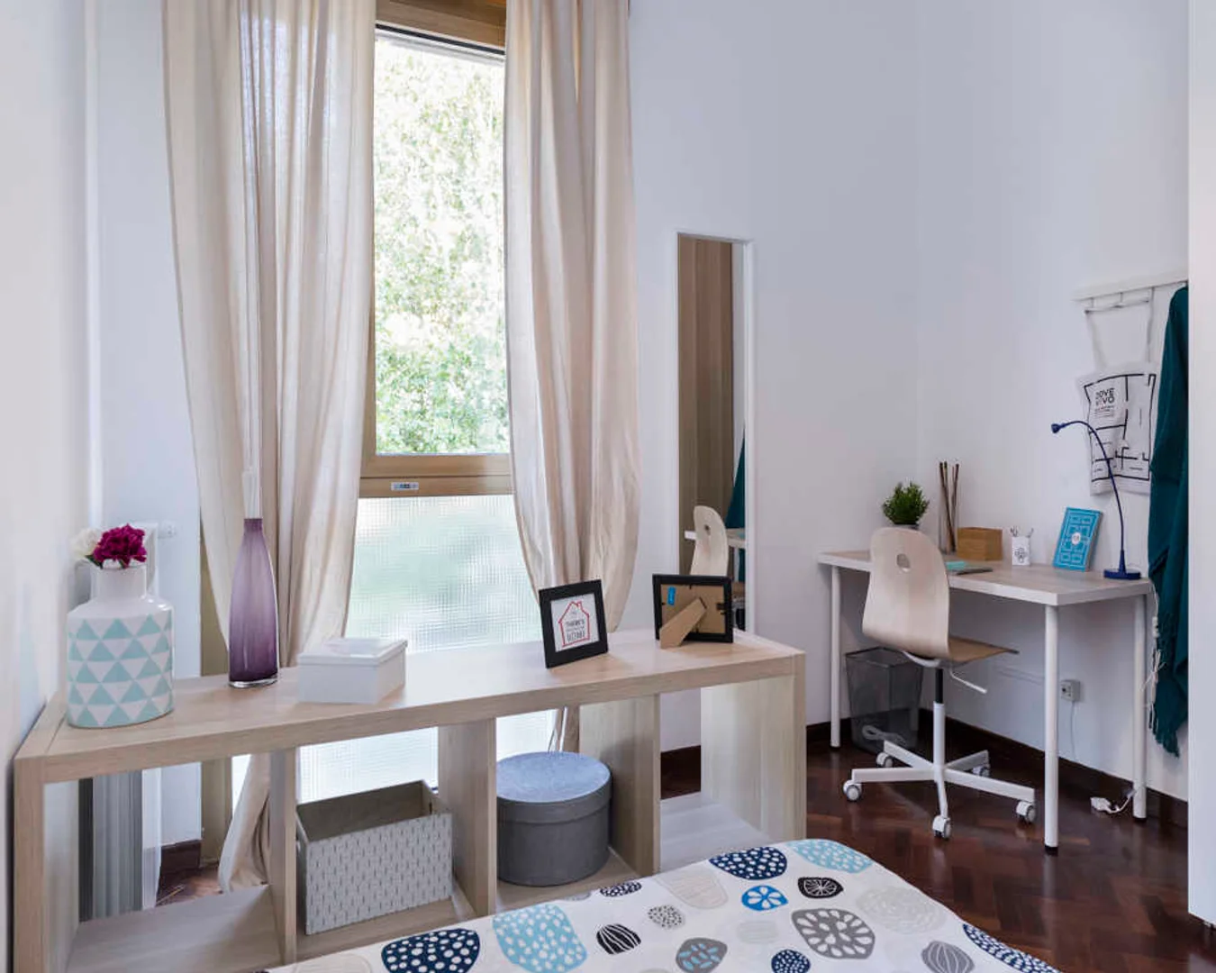 Studentenfreundliches Zimmer in mit modernen Annehmlichkeiten
