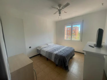 Zimmer mit Doppelbett zu vermieten Sabadell