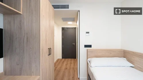 Private room in residence at C/ Alicante, image 6 of 10