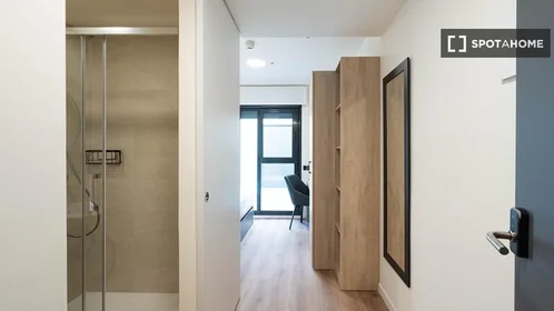 Private room in residence at C/ Alicante, image 4 of 10