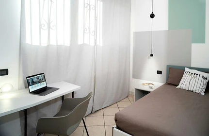 Chambre à louer dans un appartement en colocation à Trento