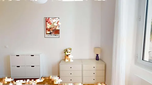 Private room at 7 Rue Antoine Blanc, 13010 Marseille, France, image 8 of 18