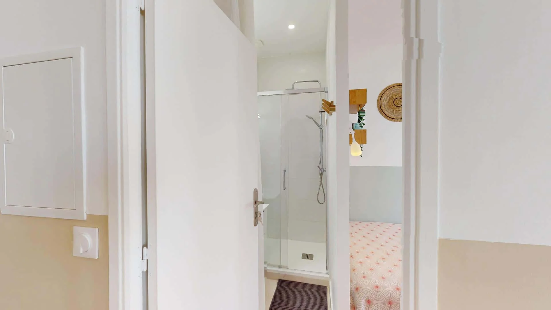 Chambre d'étudiant confortable et spacieuse dans 