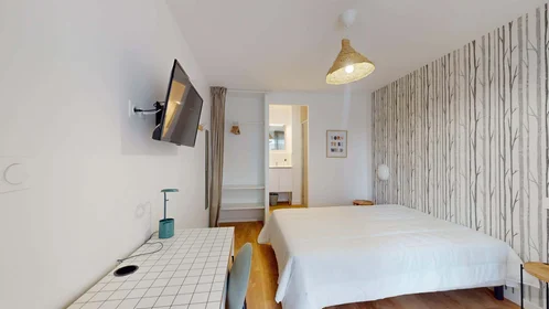 Habitación privada en 7 Rue de l'Abreuvoir, 57000 Metz, France, imagen 3 de 19