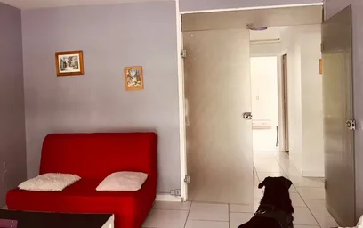 Zimmer mit Doppelbett zu vermieten {area}