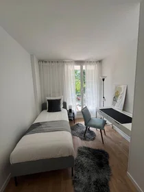 Quarto privado em Cergy, 95800, imagem 6 de 35