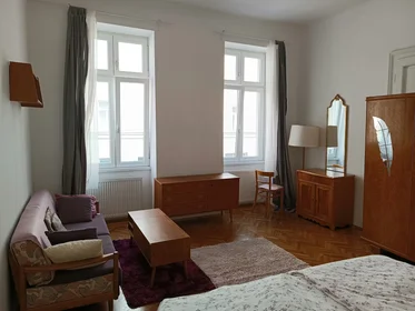Quarto privado em Untere Weißgerberstraße, 3. Bezirk-Landstraße, imagem 5 de 10