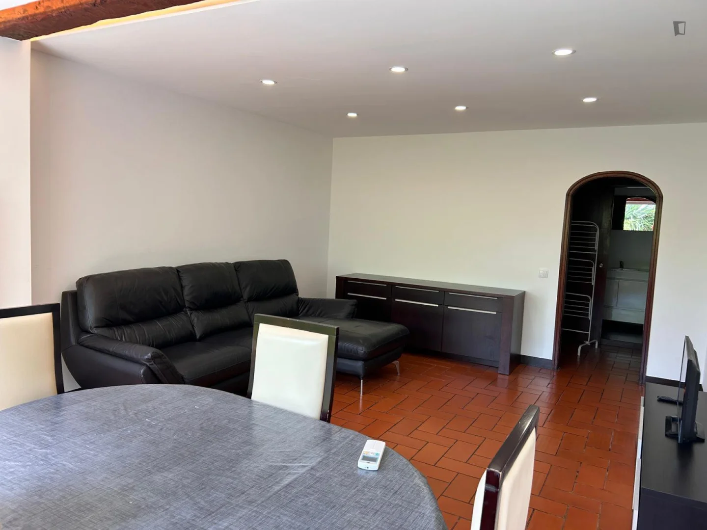 Rua das Buganvilias Nº25 R/C A