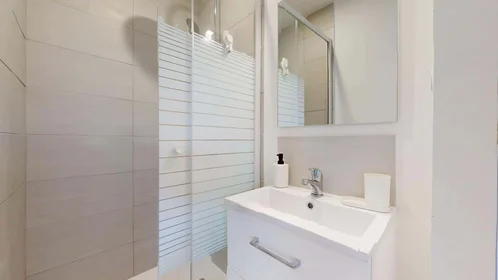 Özel oda konumu 622 Rue de Centrayrargues, 34000 Montpellier, France, 9 24 görüntüsü