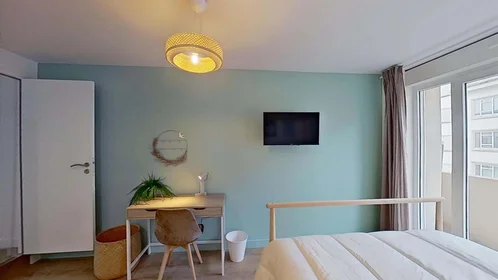 Quarto privado em 23 Rue Jean Jaurès, 29200 Brest, France, imagem 11 de 27