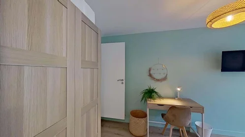 Quarto privado em 23 Rue Jean Jaurès, 29200 Brest, France, imagem 7 de 27