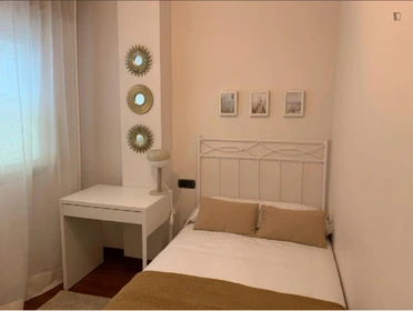 Room for rent in a shared flat in Vigo