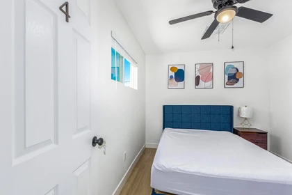 Quarto para alugar num apartamento partilhado em Phoenix