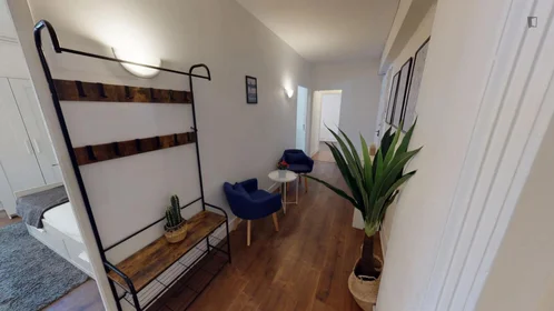 Stanza privata in Boulevard d'Arcole, immagine 21 di 21