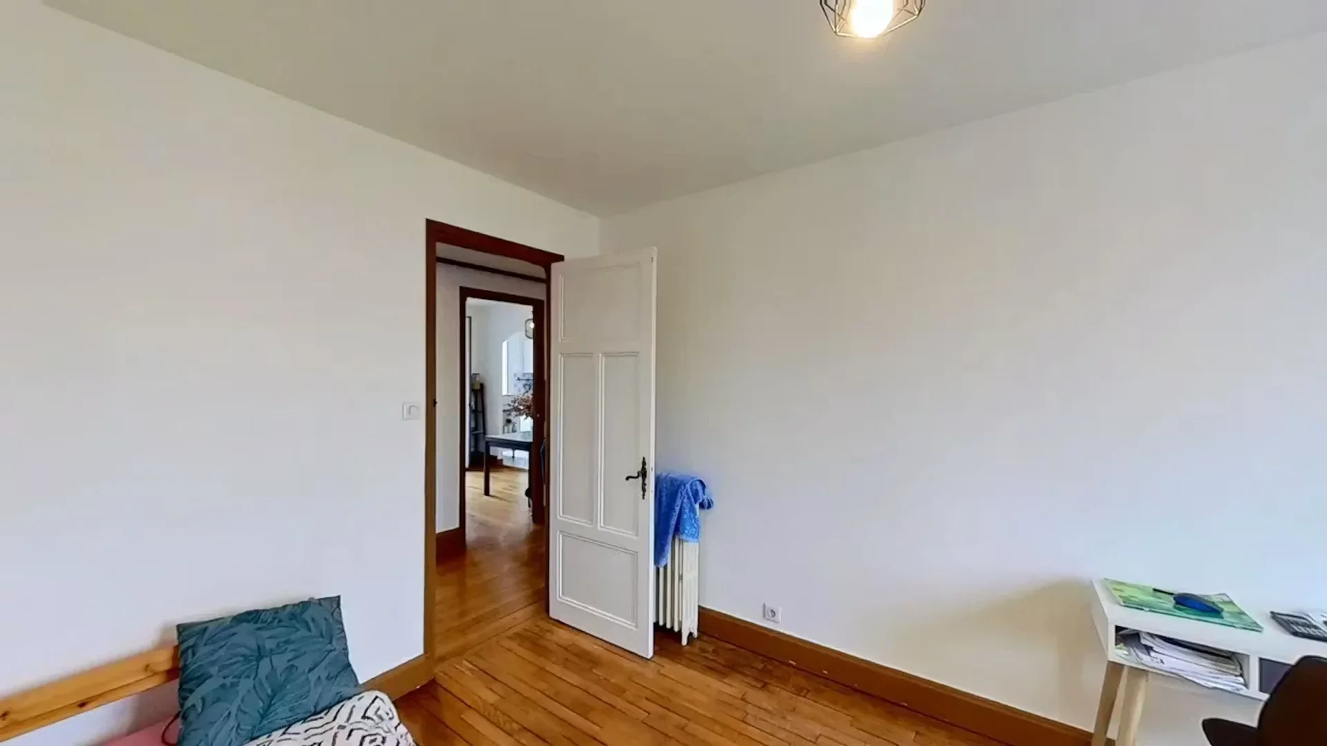 Habitación para estudiantes en  con modernas comodidades
