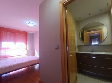 Habitación privada en Calle Paseo de Anelier, imagen 5 de 11