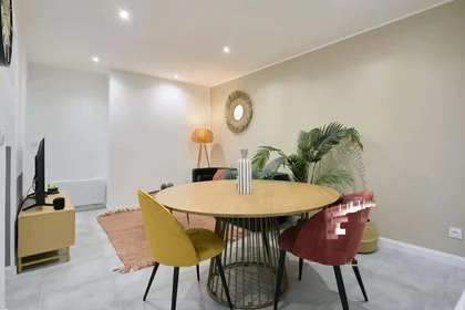 Chambre privée à 4 Rue du Grand Fossart, 59300 Valenciennes, France, image 13 de 25