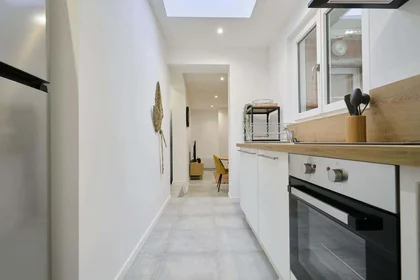Chambre privée à 4 Rue du Grand Fossart, 59300 Valenciennes, France, image 17 de 25
