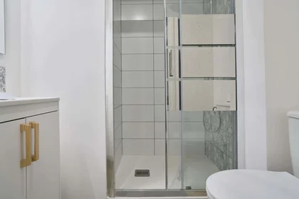 Chambre privée à 4 Rue du Grand Fossart, 59300 Valenciennes, France, image 5 de 25