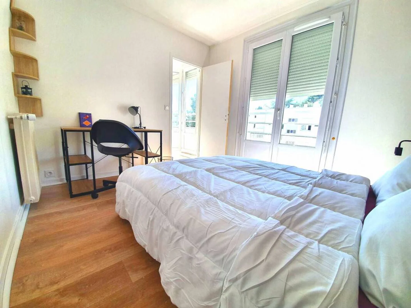 Chambre à louer dans un appartement d'étudiant à , entièrement meublée