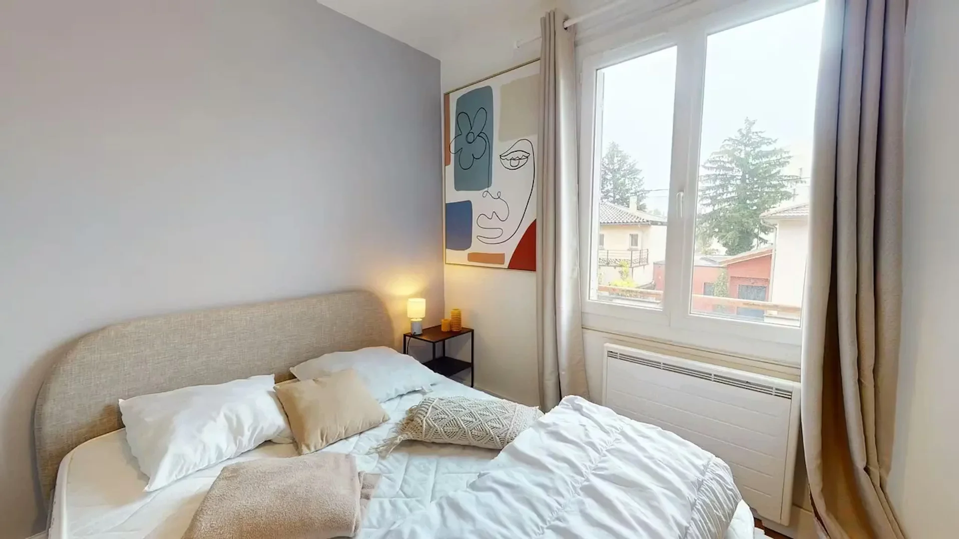 Budget-friendly student room close to campus in 
