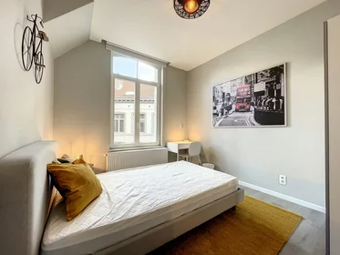 Chambre privée à Rue de Spa, , image 1 de 10