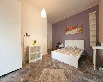 Private room at Via Benedetto Marcello, image 3 of 29