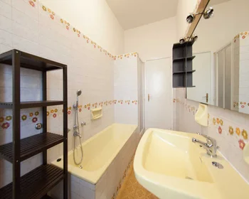 Private room at Via Benedetto Marcello, image 25 of 29