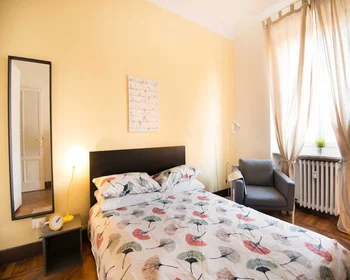 Habitación privada en Corso Re Umberto, imagen 1 de 32