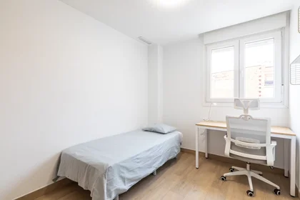 Quarto privado em Carrer Isabel la Catòlica, , imagem 1 de 10