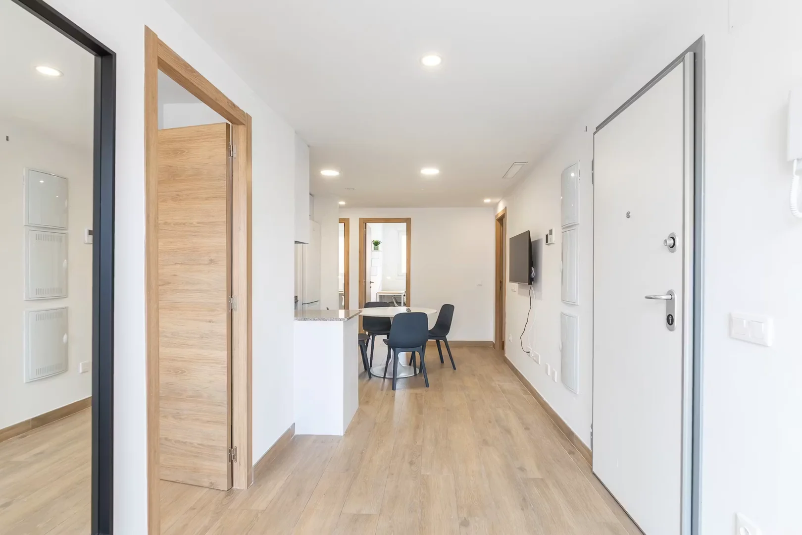 Habitación acogedora para estudiantes disponible en 