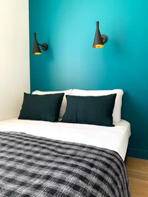 Cheap private room in Ivry-sur-seine