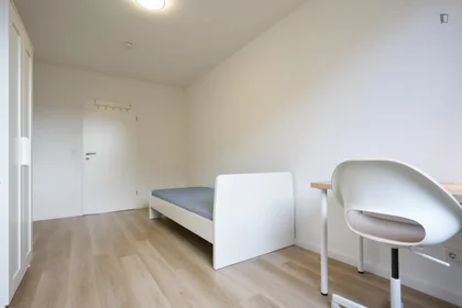 Habitación privada en Kölner Landstr., imagen 3 de 13