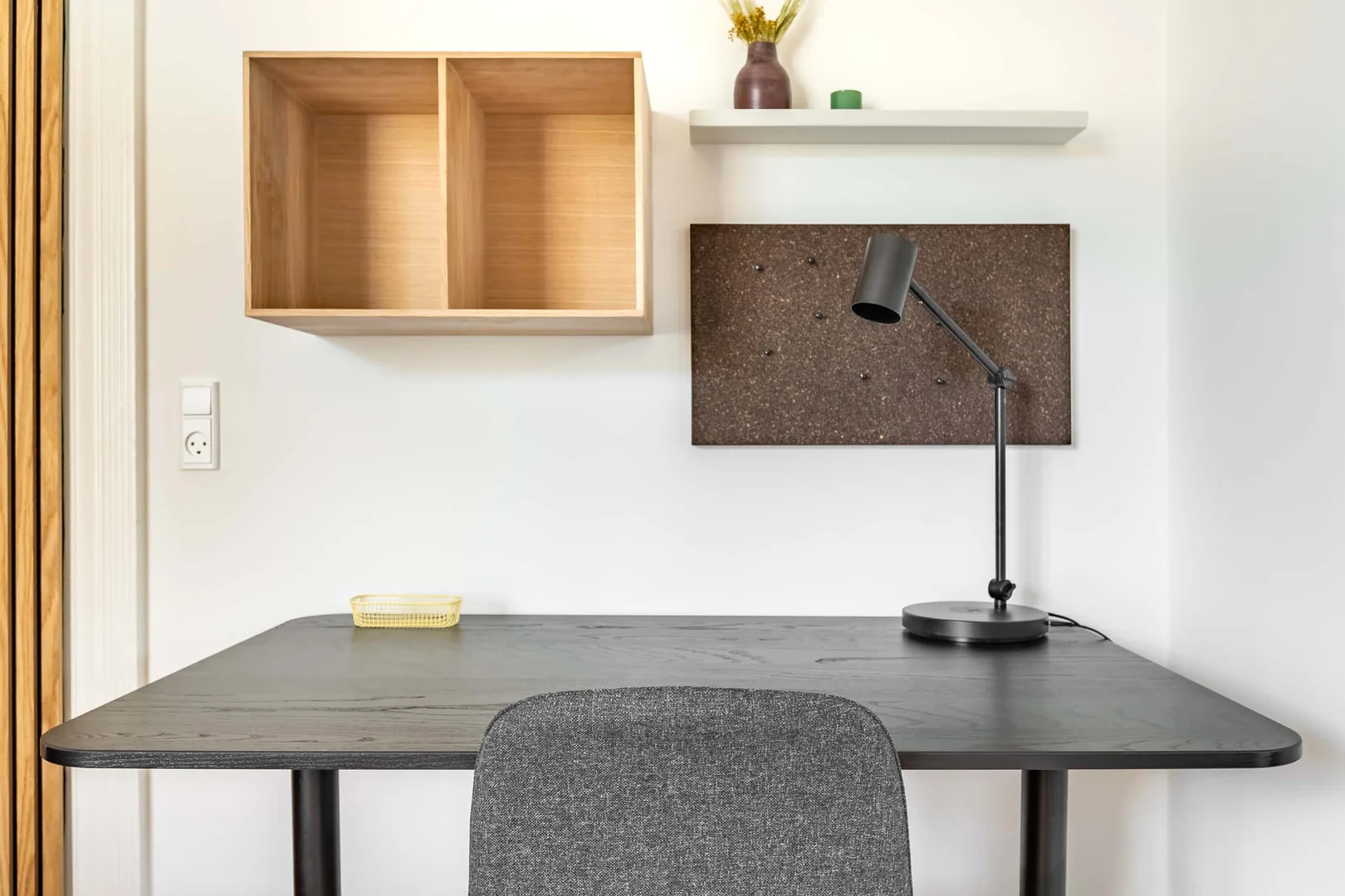 Habitación estudiantil económica cerca del campus en 
