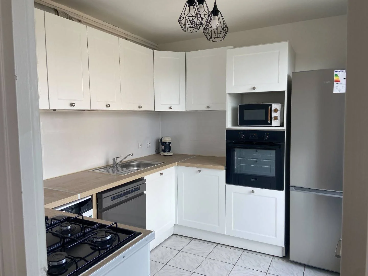 Habitación estudiantil económica con ubicación conveniente en 