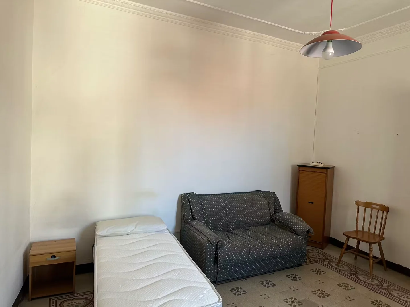  bölgesinde konforlu ve ferah öğrenci odası