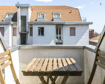 Gesamte Unterkunft in der Via Arcivescovo Romilli, bild 9 von 31
