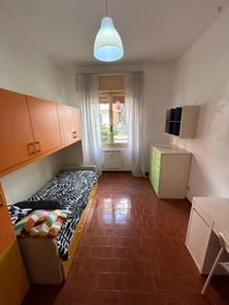 Quarto barato em Brescia