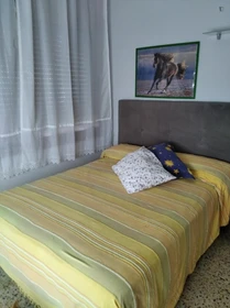 Pokój do wynajęcia z podwójnym łóżkiem w Cerdanyola-del-valles