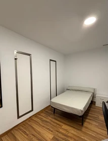 Quarto para alugar num apartamento partilhado em Elche-elx