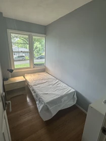 Room for rent with double bed Kansas-city