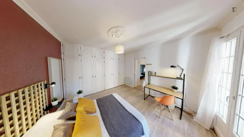 Chambre privée à Rue Sainte Anne, image 2 de 18