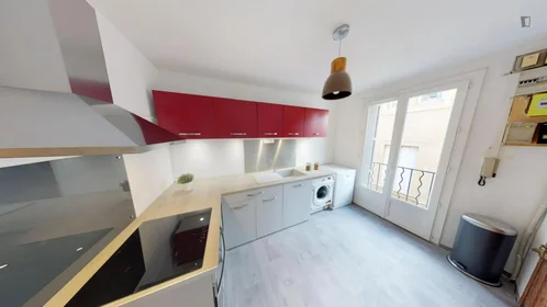 Chambre privée à Rue Sainte Anne, image 12 de 18